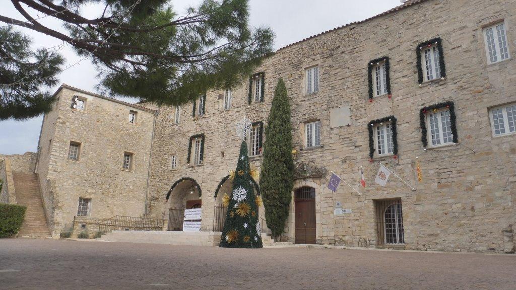 LE CASTELLET